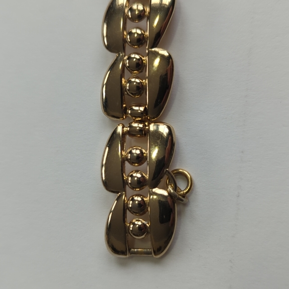 Vintage MONET Goldtone Bracelet Clasp - Picture 3 of 5